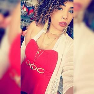 Meet your Posher, Christena